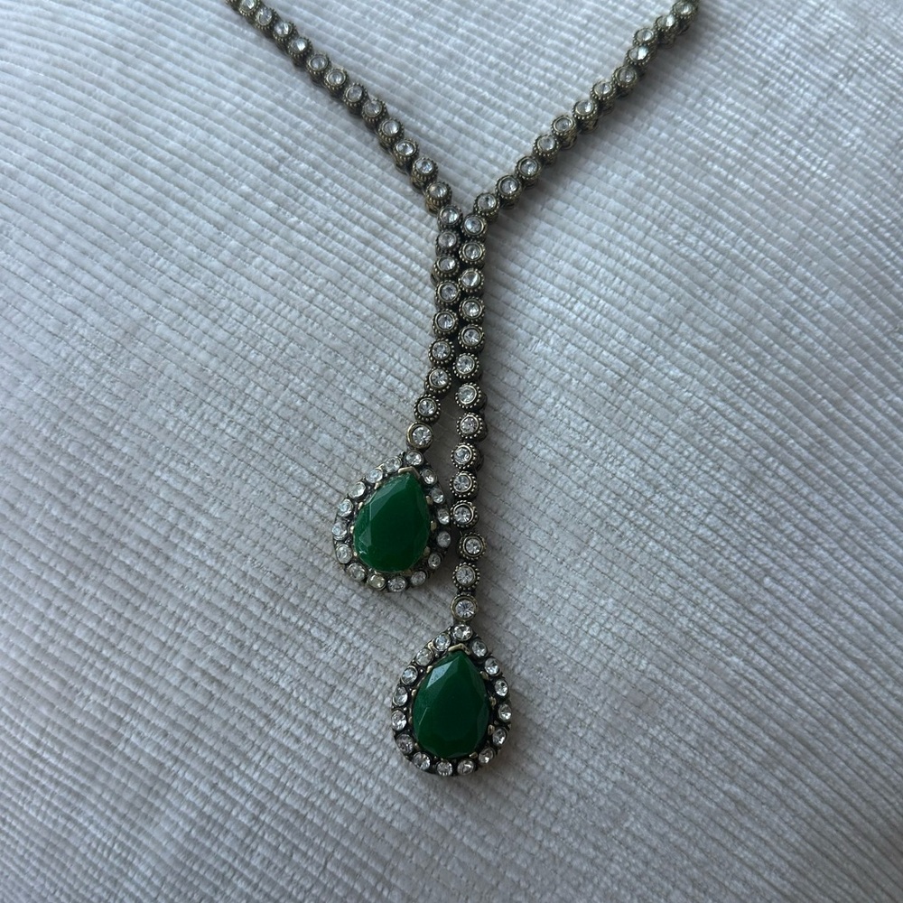 Elegant green gemstone necklace with crystal accents